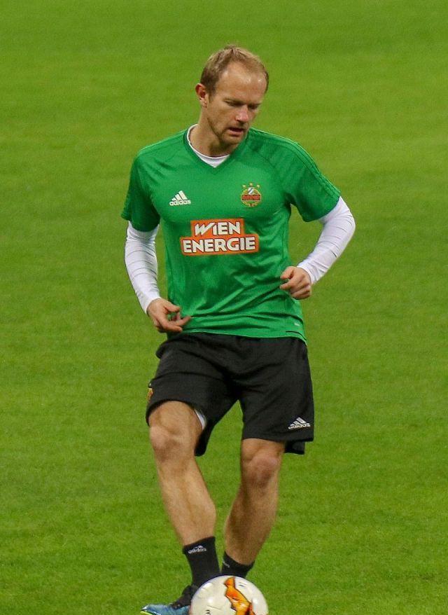 关于实力不容小视，夺冠球队需保持警惕的信息