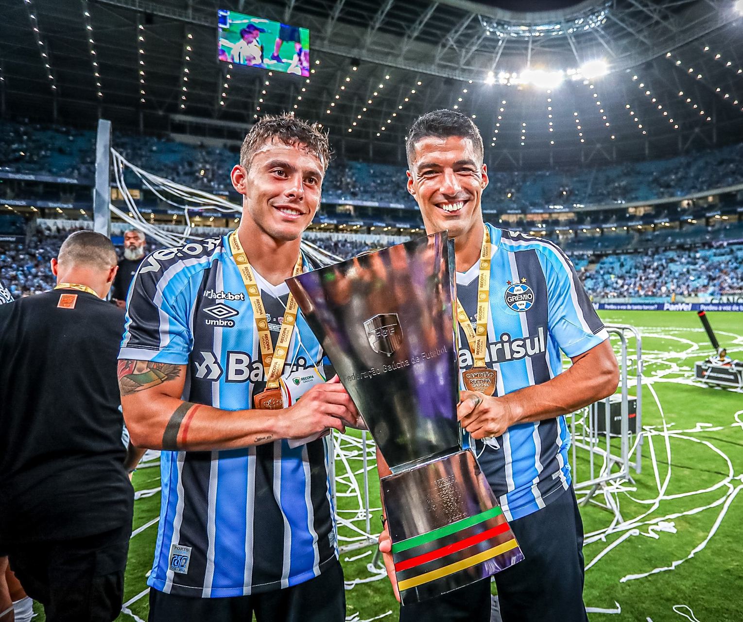 关于格雷米奥表现出色，助球队拿下胜利的信息