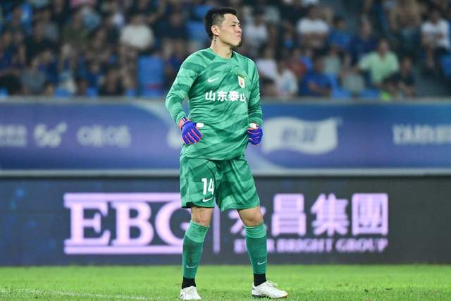 山东鲁能遭遇四连败，球迷呼吁支持球队