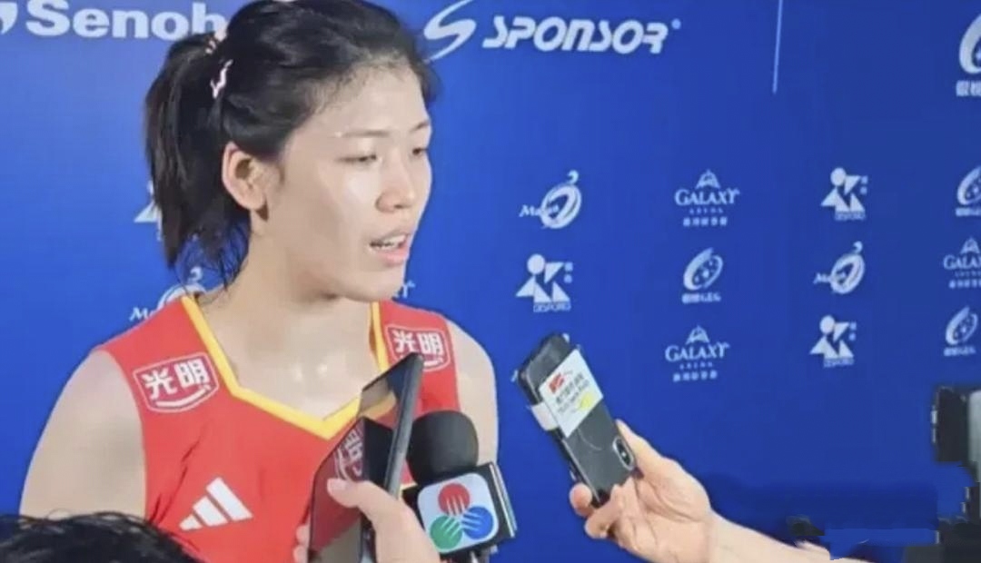 包含印度女足队选手在比赛中展现出色表现，获得赞誉的词条