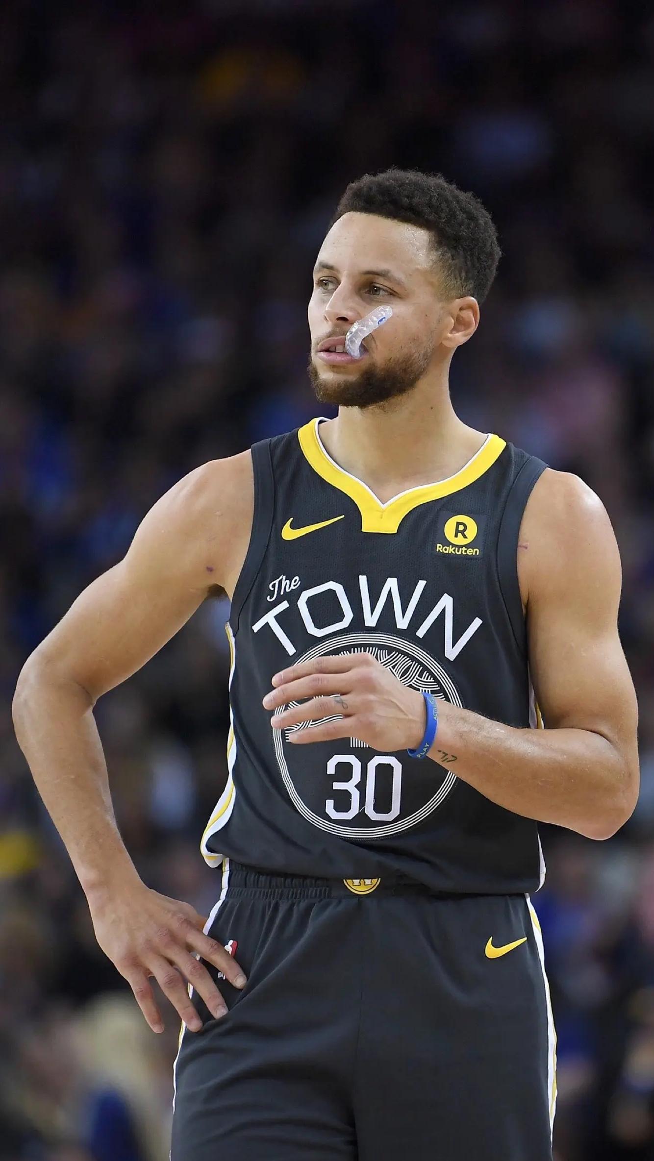 包含时机未到球队暂停一观变化，战术调整转瞬间扭转乾坤的词条