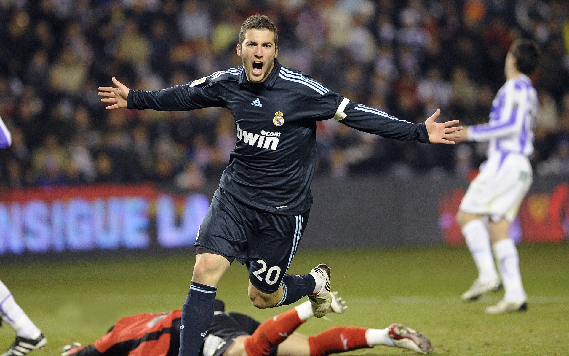 从瑞典爆冷伊朗，看NBA总决赛的不可能与必然