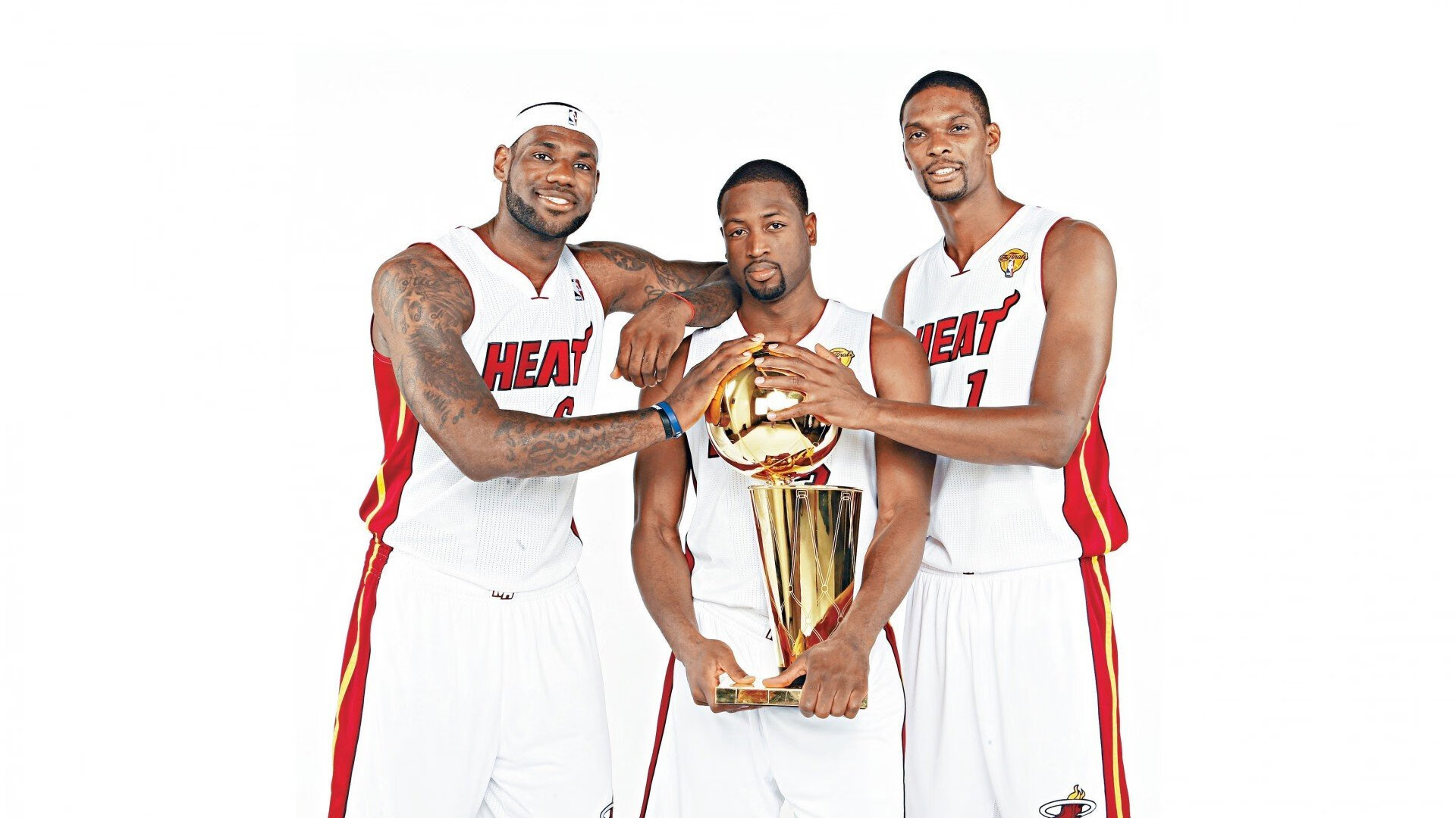 黄喜灿防守端锁死对手，阿尔及利亚险胜马里，一场战术与意志的较量